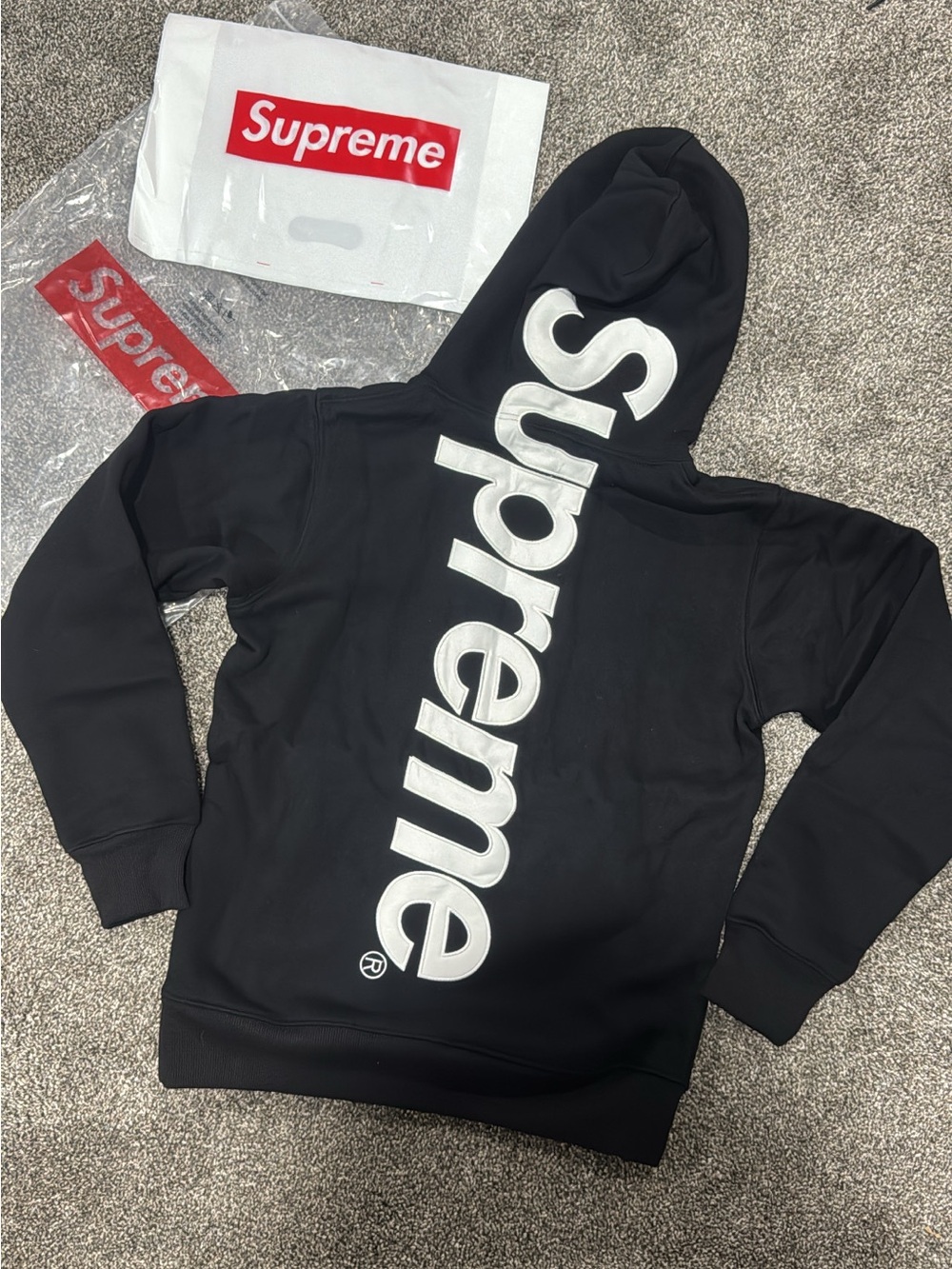 Supreme hoodie